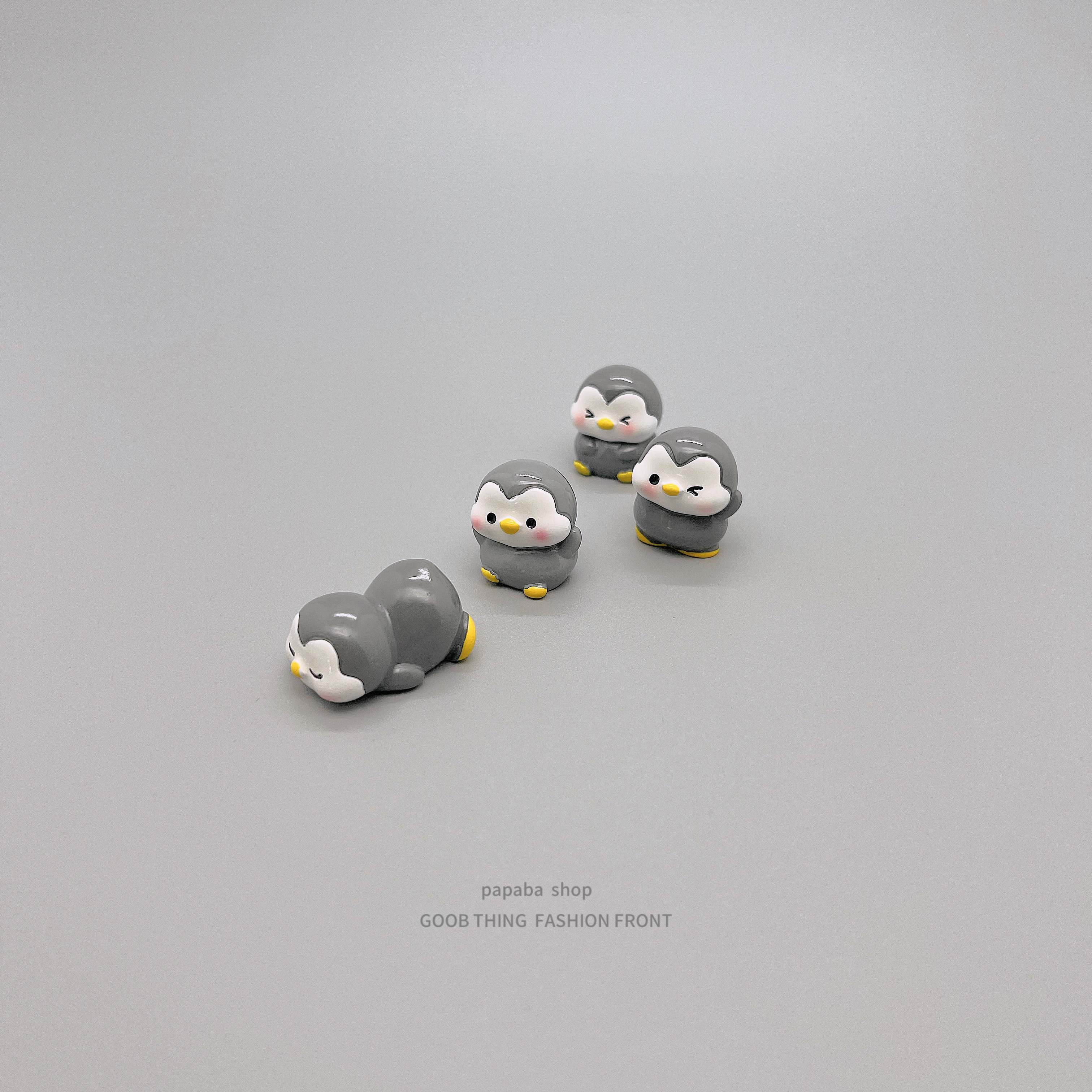 可爱呆萌小企鹅电脑桌面装饰摆件