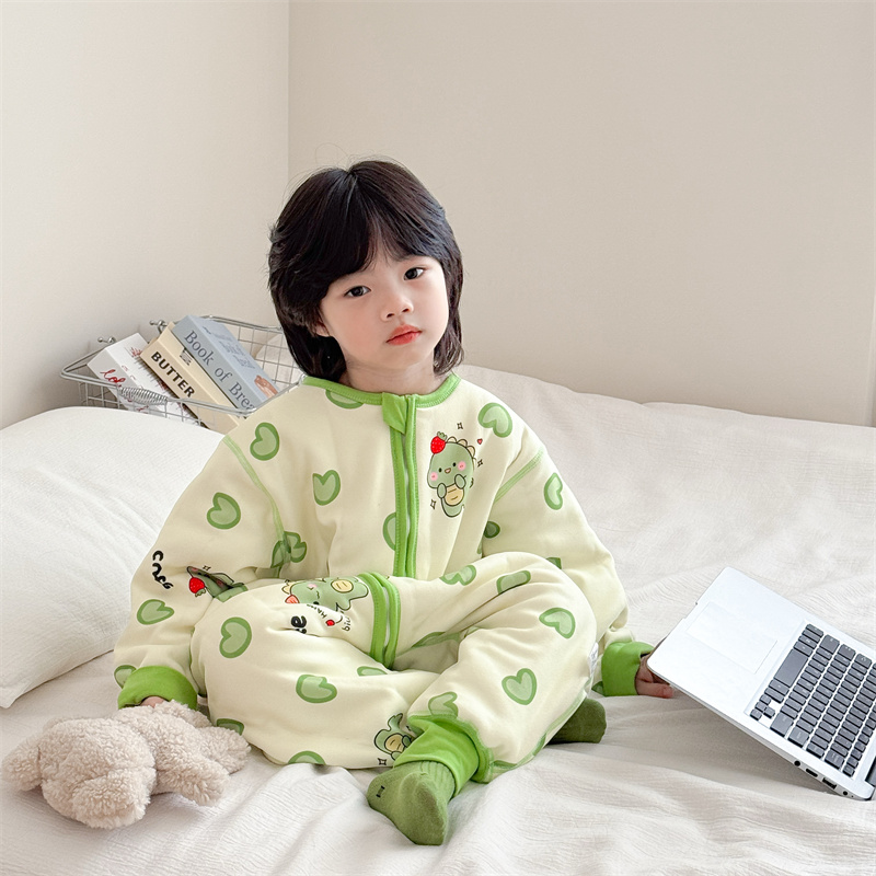 儿童连体睡衣秋冬款蚕丝羊绒加厚