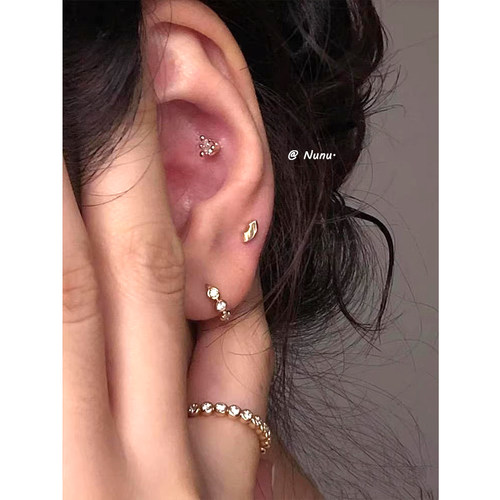 NUNU睡觉不用摘mini锆石耳骨钉