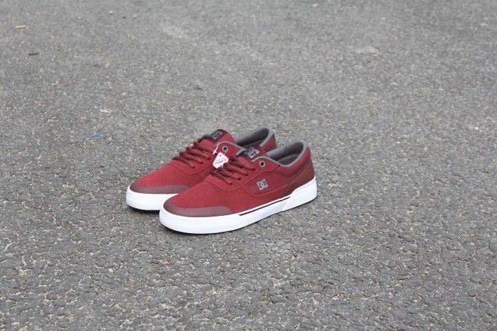 酒红色DC SHOES滑板鞋男女鞋翻毛皮鞋 露娜减震鞋垫bmx板鞋DC包邮在类目 运动鞋new, 板鞋/休闲鞋中 - 来自Buy2taobao.com提供专业的淘宝代购服务