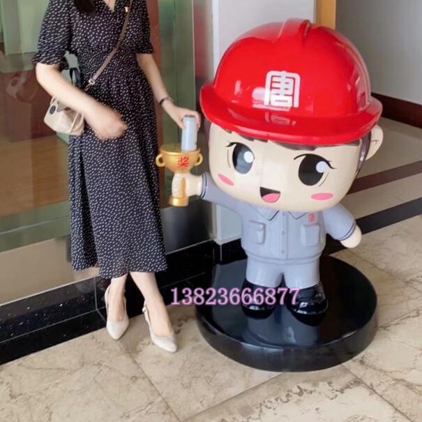 高地铁路公司中铁建工程师傅IP形象玻璃钢建筑工人公仔吉祥物雕塑