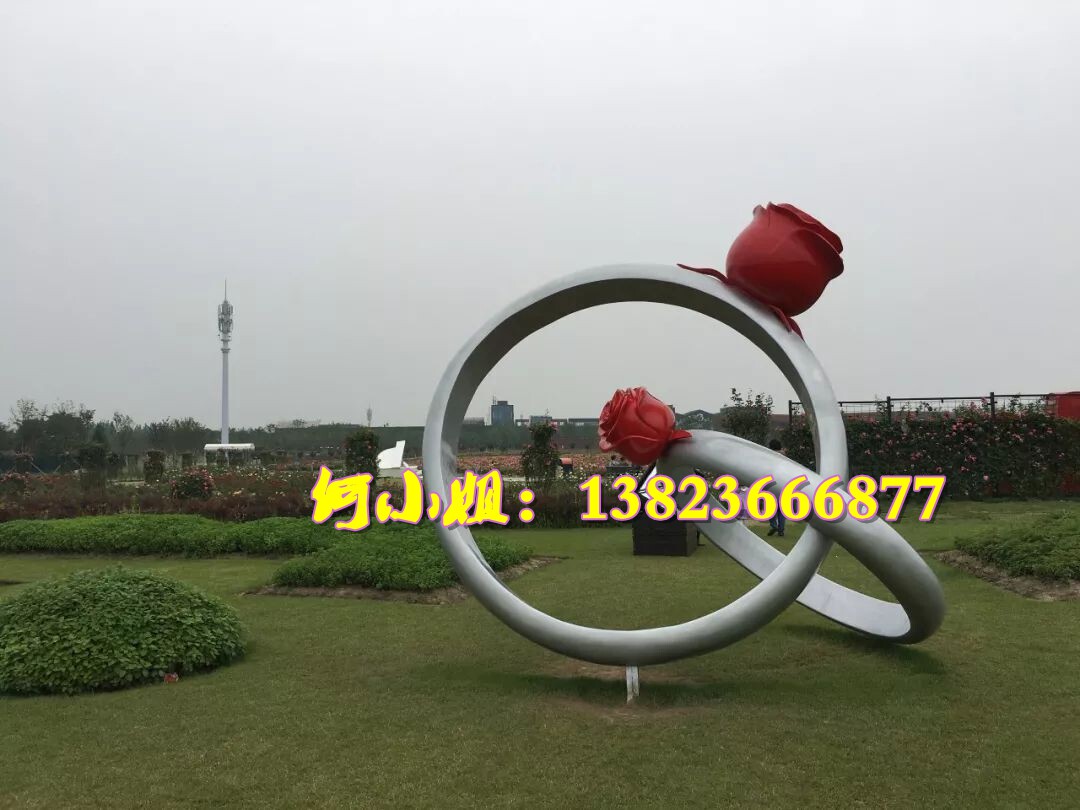城市园林景观标识玻璃钢仿真戒指对戒雕塑像树脂纤维金戒指玫瑰花