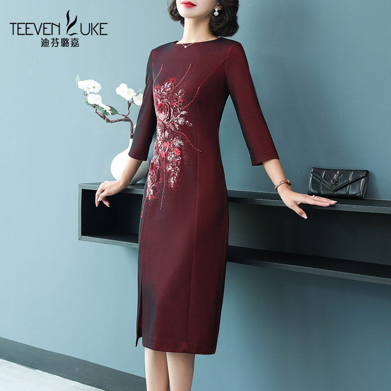 红色喜婆婆婚宴礼服2021秋季新款高贵连衣裙女气质年轻妈妈敬酒服
