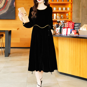 春季时尚真丝丝绒连衣裙气质妈妈中长款圆领桑蚕丝裙子2023年新款