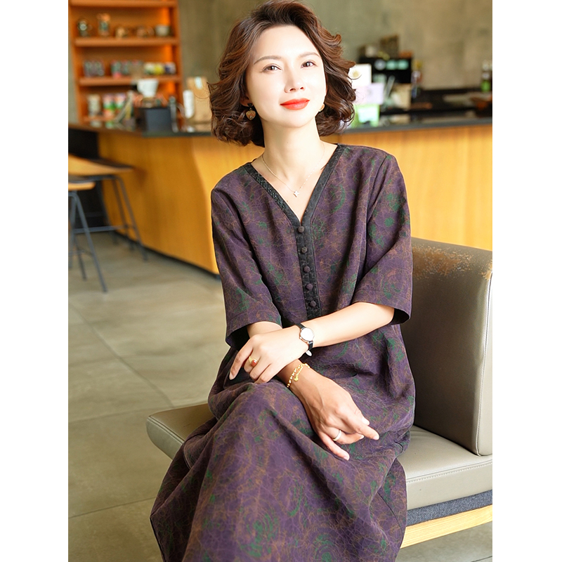真丝香云纱连衣裙女夏季2025年新款中老年妈妈高端桑蚕丝大牌裙子