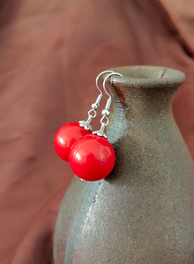 本命年朱砂耳环女 民族风复古喜庆红色耳坠 简约气质925银钩耳饰