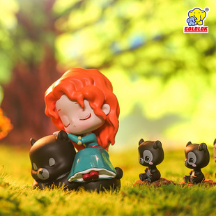 跨境正版 GOLDLOK 迪士尼公主童话小镇系列盲盒白雪公主手办潮 玩