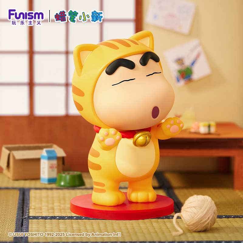 玩乐主义蜡笔小新猫咪变装手办