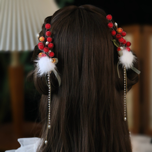 2024秋冬毛毛发饰国风少女流苏发夹 儿童汉服双马尾红色头饰夹子