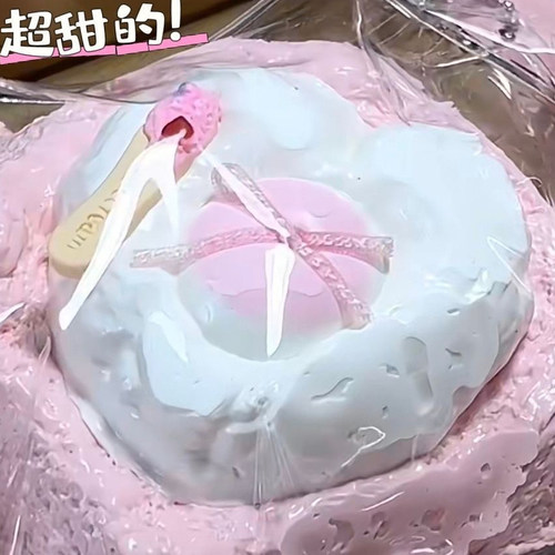 爱心荷包蛋双层吐司捏捏