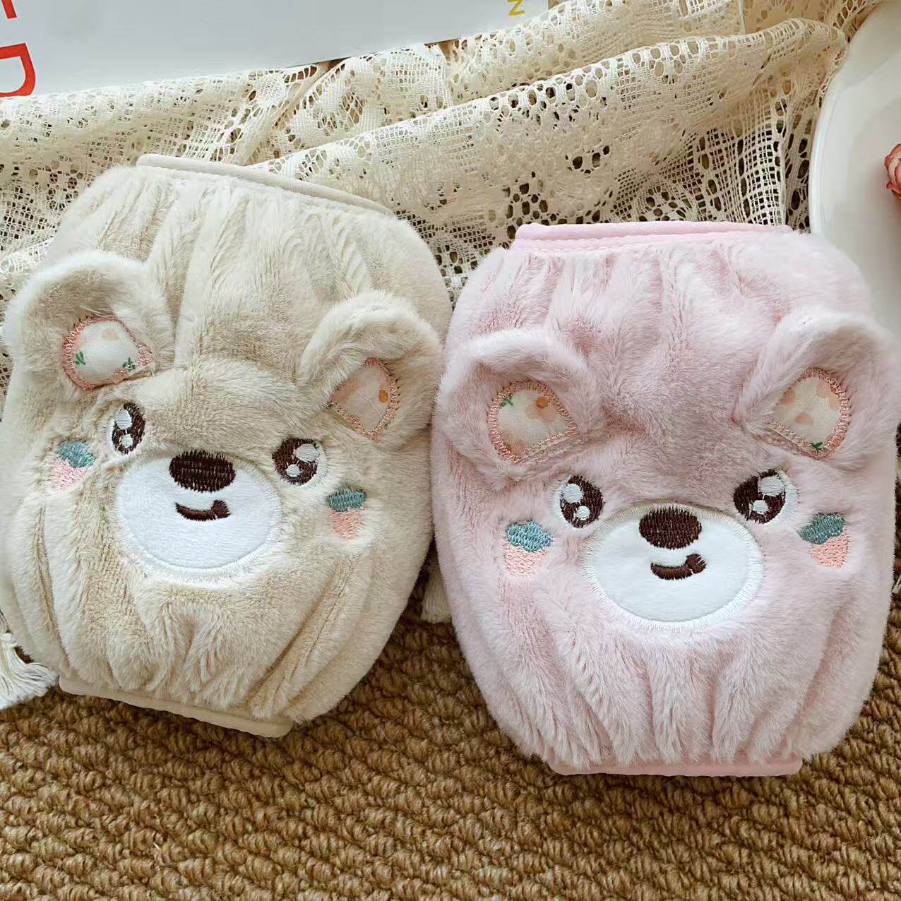 1-5-8岁宝宝袖套儿童男女小孩护袖防脏羽绒服卡通可爱毛绒小熊冬