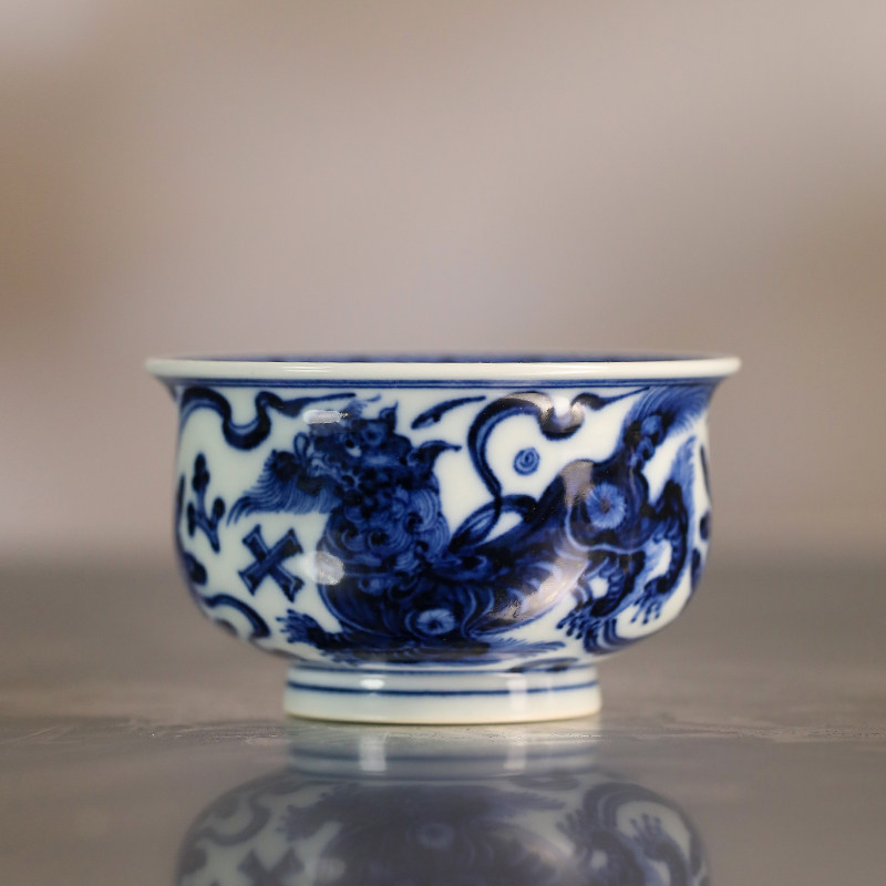 元黛工坊青花狮子炉式杯
