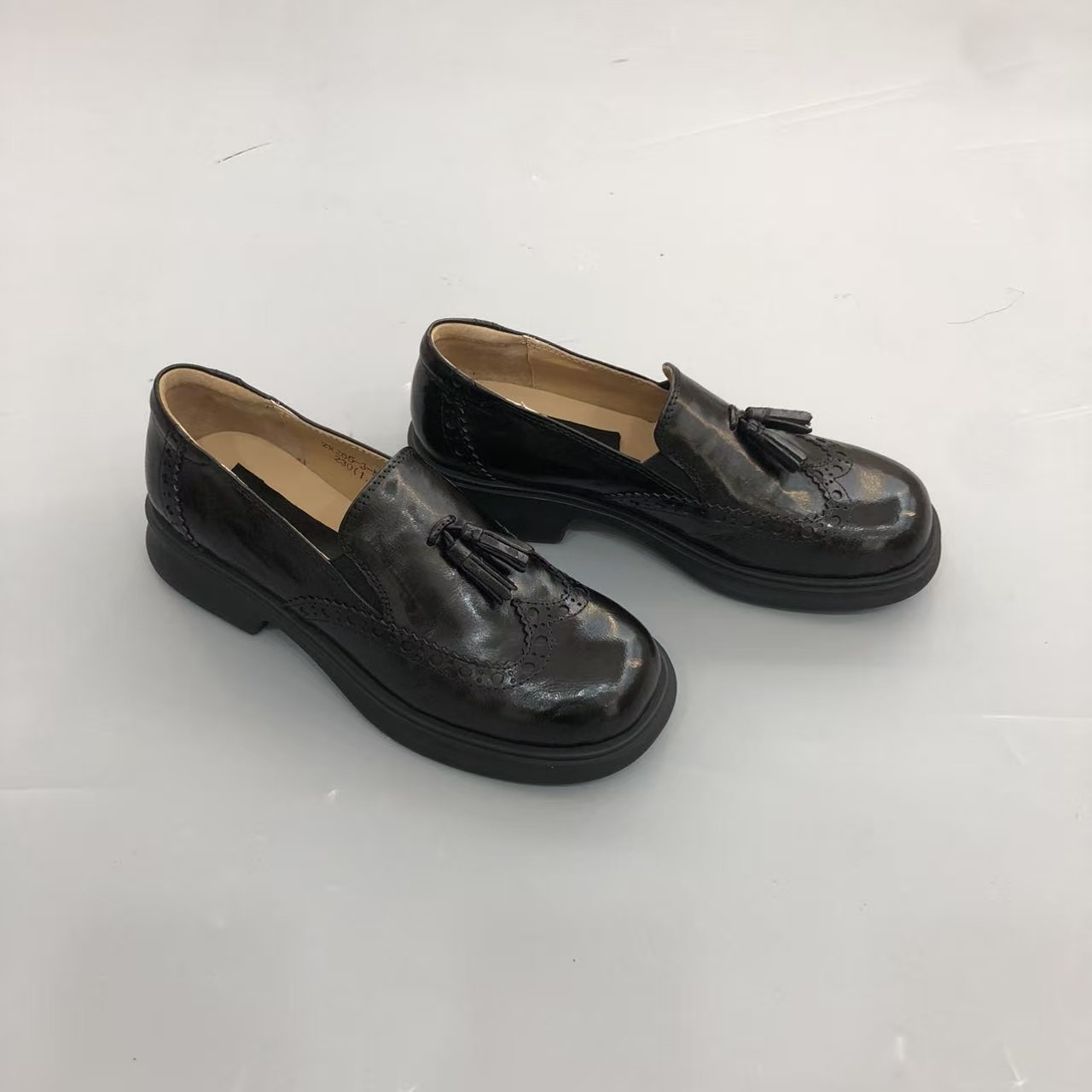 欧洲站2025春季新款真皮厚底乐福鞋女英伦风小皮鞋百搭休闲单鞋潮,女鞋,浅口单鞋,淘宝优惠券,粉丝福利购,淘宝优惠卷