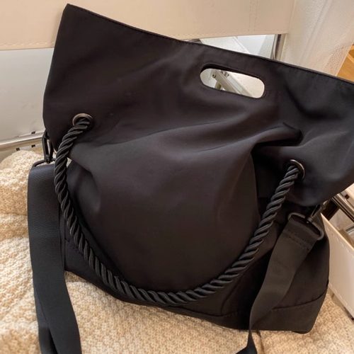 轻奢高颜值托特包单肩手拿