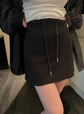 孕妇抽绳半身裙子春秋季黑色显瘦小个子托腹A字运动包臀短裙春夏