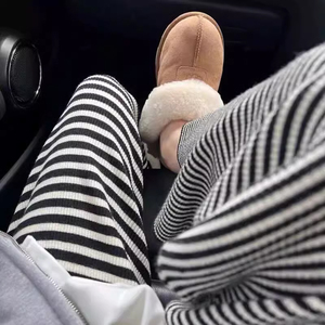 孕妇条纹阔腿裤子秋冬季加绒款外穿垂感毛巾裤休闲直筒拖地裤长裤