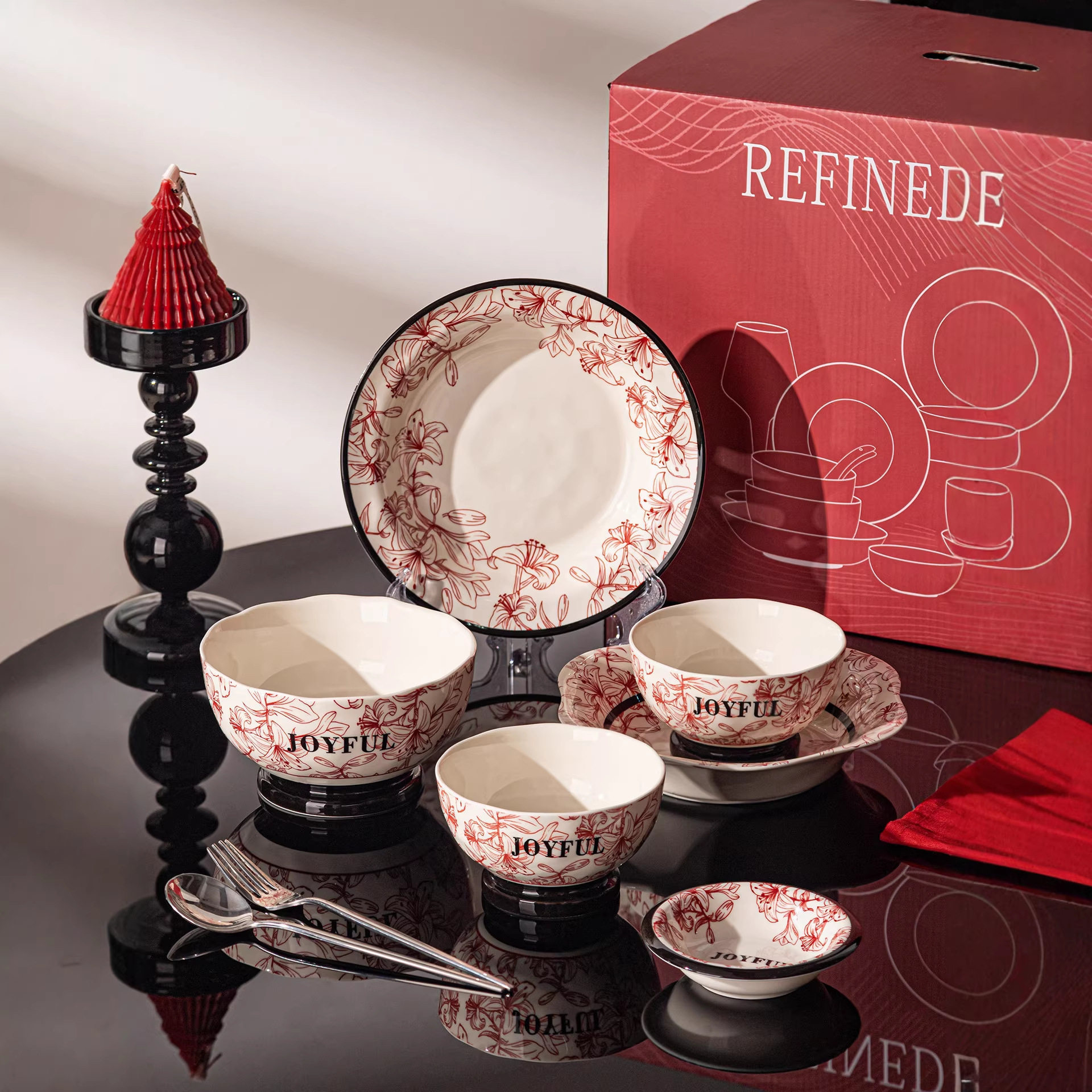 轻奢高级感陶瓷碗碟套装家用高颜值餐具乔迁新居喜庆碗盘餐具组合,户外/登山/野营/旅行用品,作训外套/套装/野战套装,淘宝优惠券,粉丝福利购,淘宝优惠卷