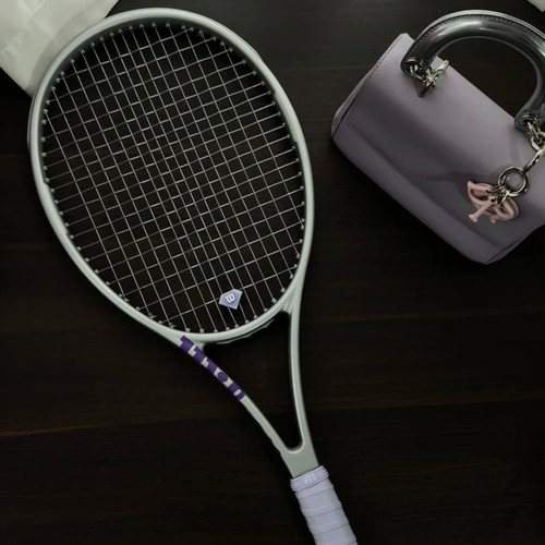 WilsonAC100LV2专业网球拍