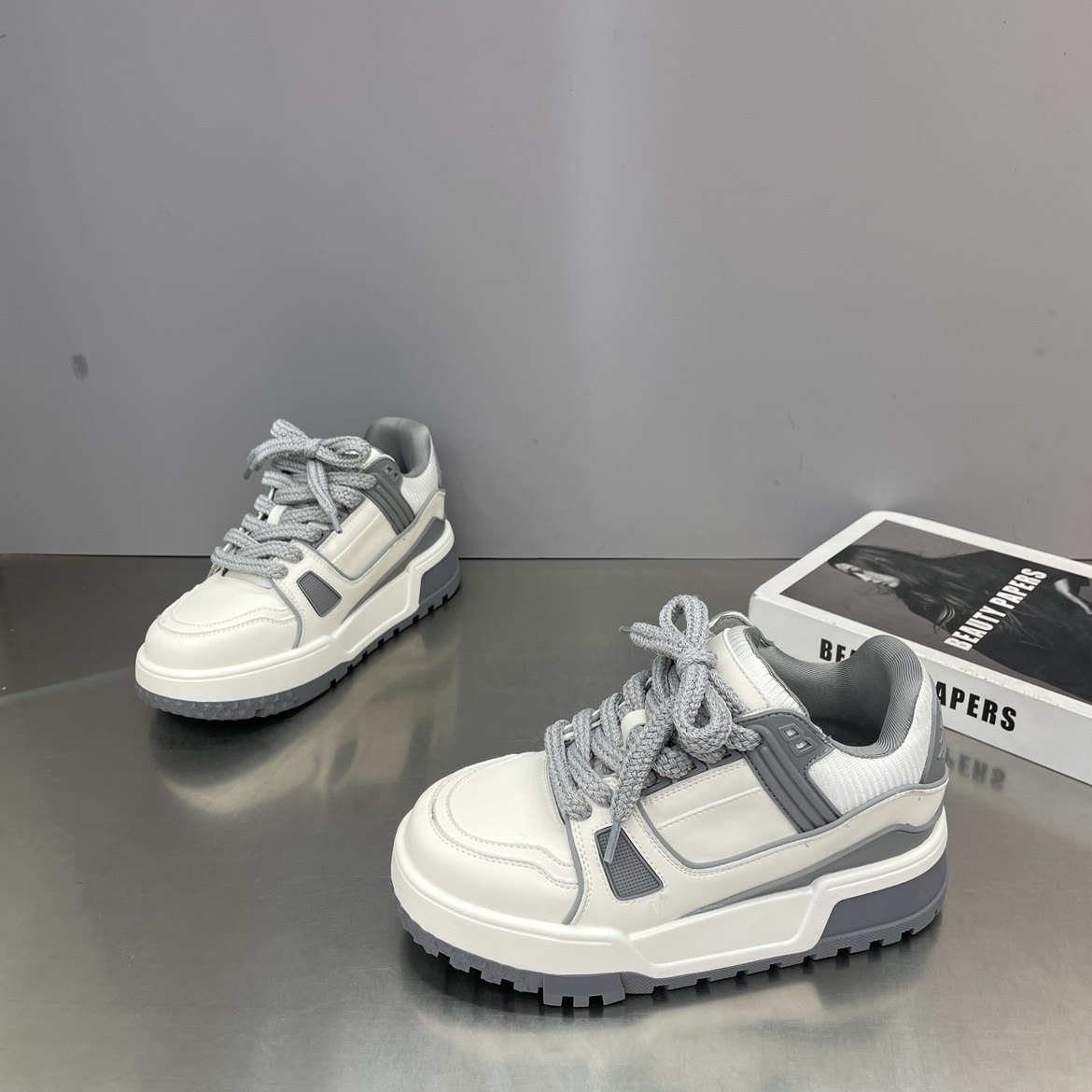 厚底板鞋2026早春增高松糕小胖丁