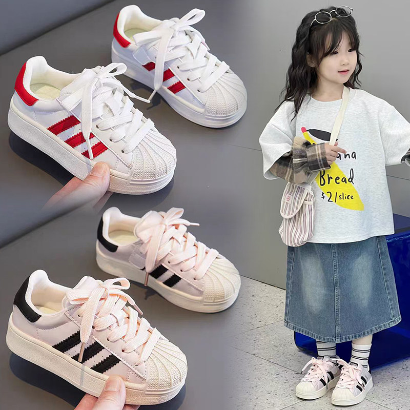 女童鞋子儿童真皮贝壳头板鞋2026新款春夏季小白鞋男童百搭休闲鞋