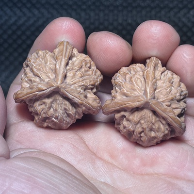 盘山正奔35尺手捻三棱全品文玩核桃一物一图实物拍摄