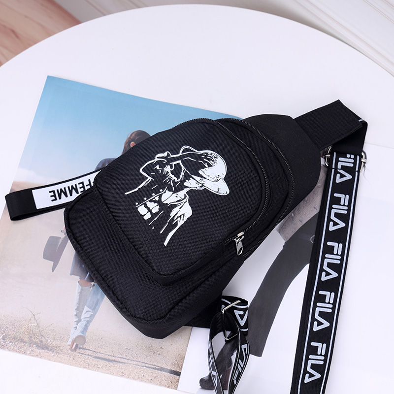 儿童胸包男女童韩版小斜挎包包小孩户外宝宝时尚夜光个性小背包潮