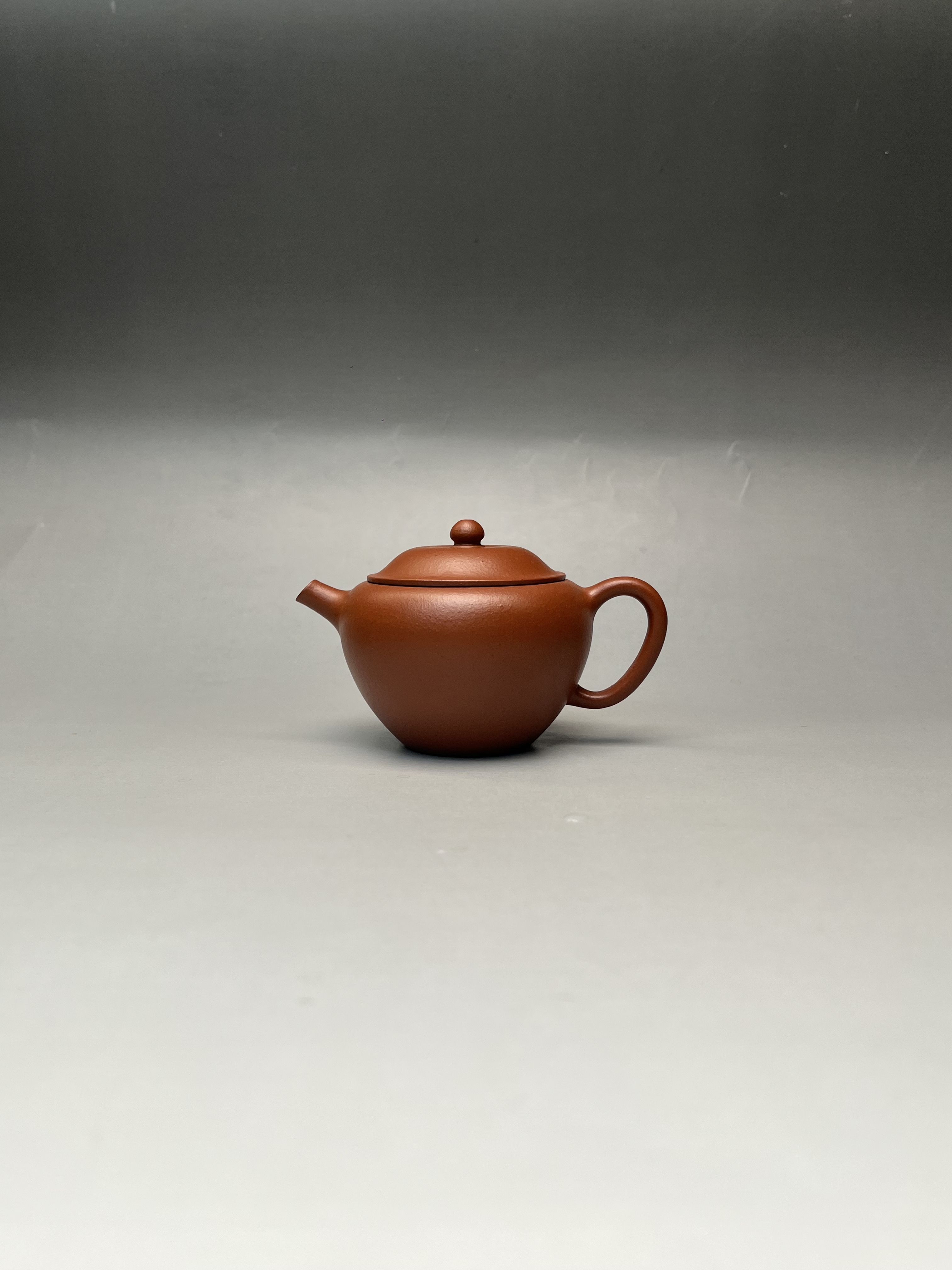 《香玉堂~莲心》原矿朱泥募古式纯手工制作工夫茶小品壶100cc