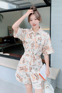 设计感小熊印花工装连体裤女夏季2024新款小众时髦高腰短裤连衣裤图片
