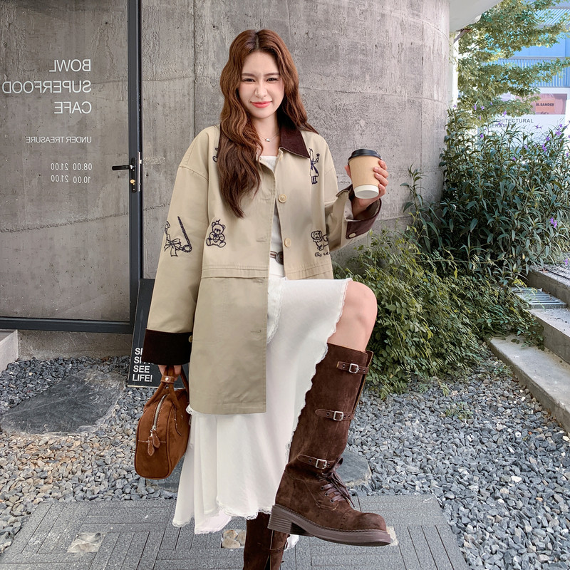 2025秋季韩系撞色灯芯绒拼接翻领风衣外套女宽松复古减龄刺绣外套,女装风衣,浙宝100