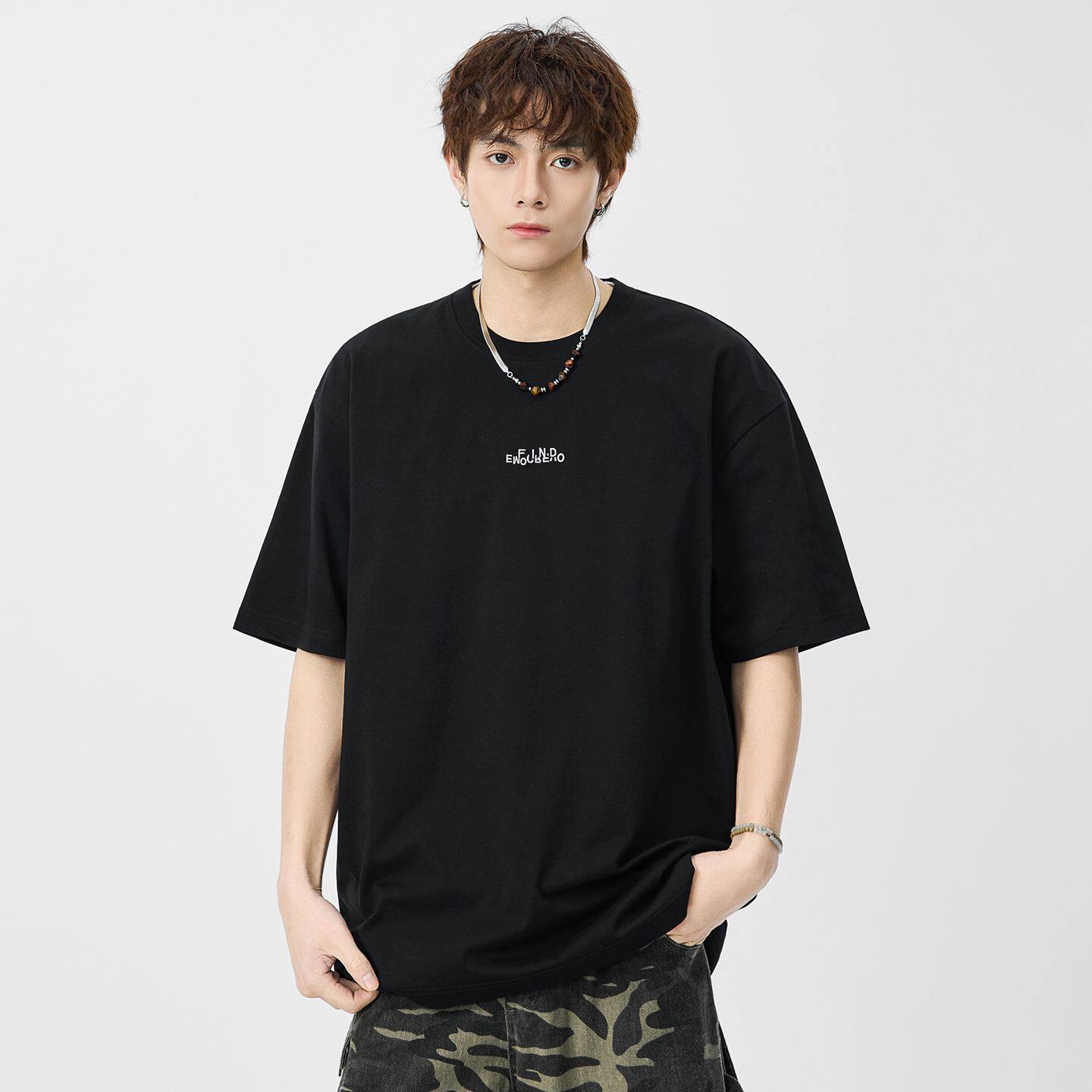 2026夏季新款圆领宽松五分袖体恤衫百搭男士休闲字母刺绣短袖T恤