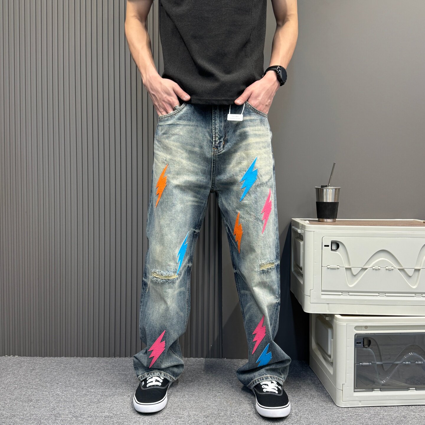 韩版多巴胺破洞牛仔裤男士潮牌贴皮宽松直筒拖地阔腿裤嘻哈休闲裤