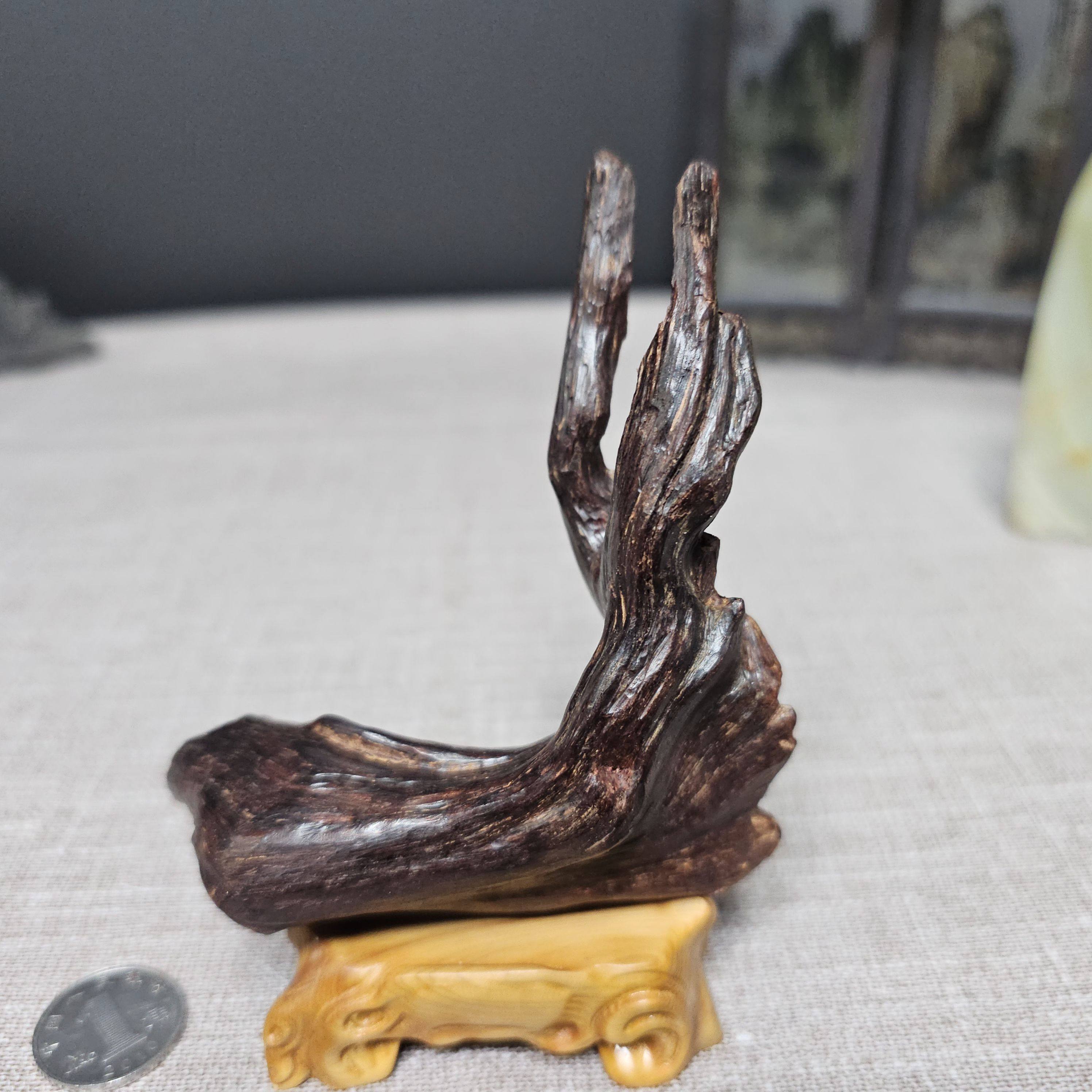 海南降真香天然沉水意境小摆件满油十亩香老料造型独特赠送底座
