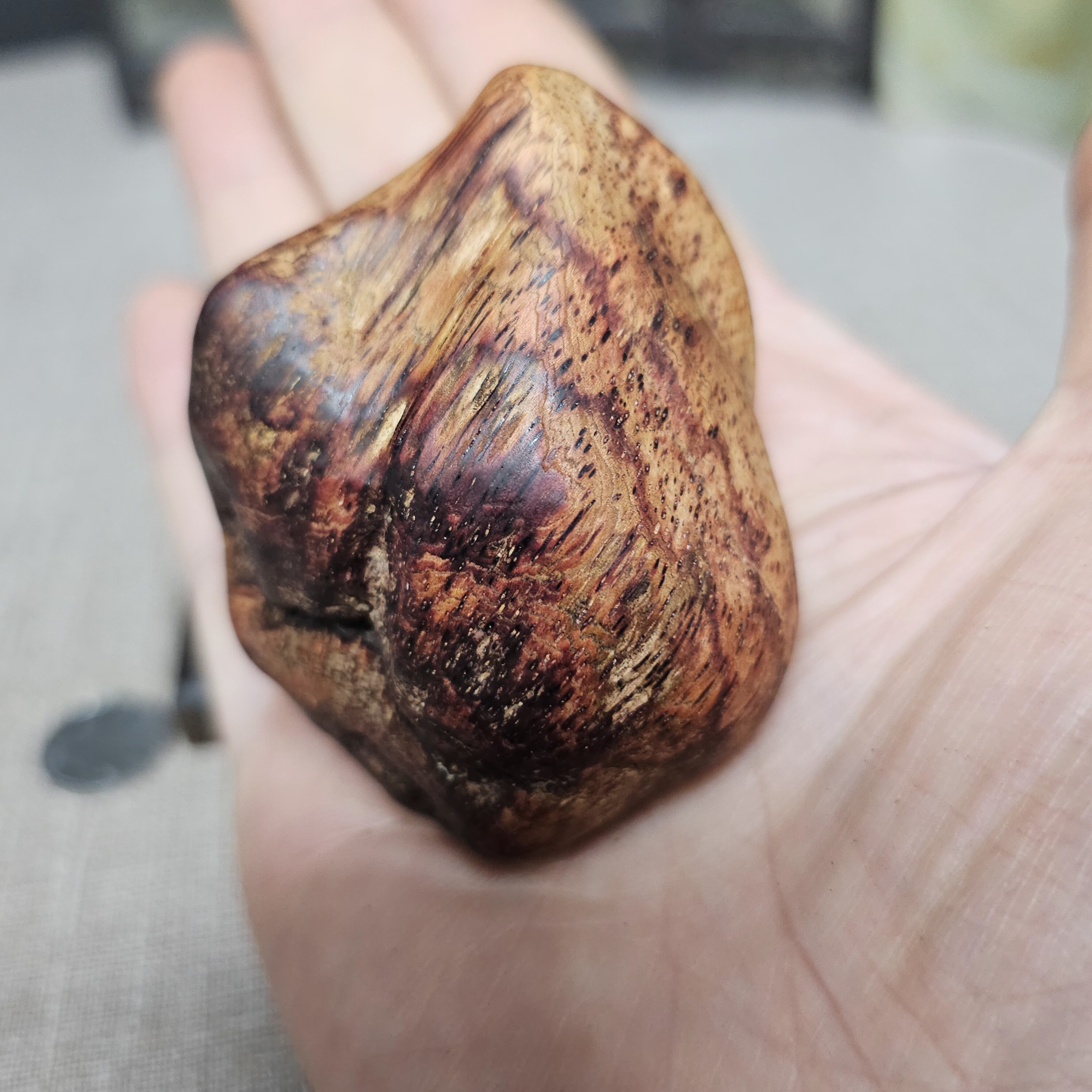 海南降真香实心帝王香手把件横丝原料黄油老料生闻味道醇厚赠底座