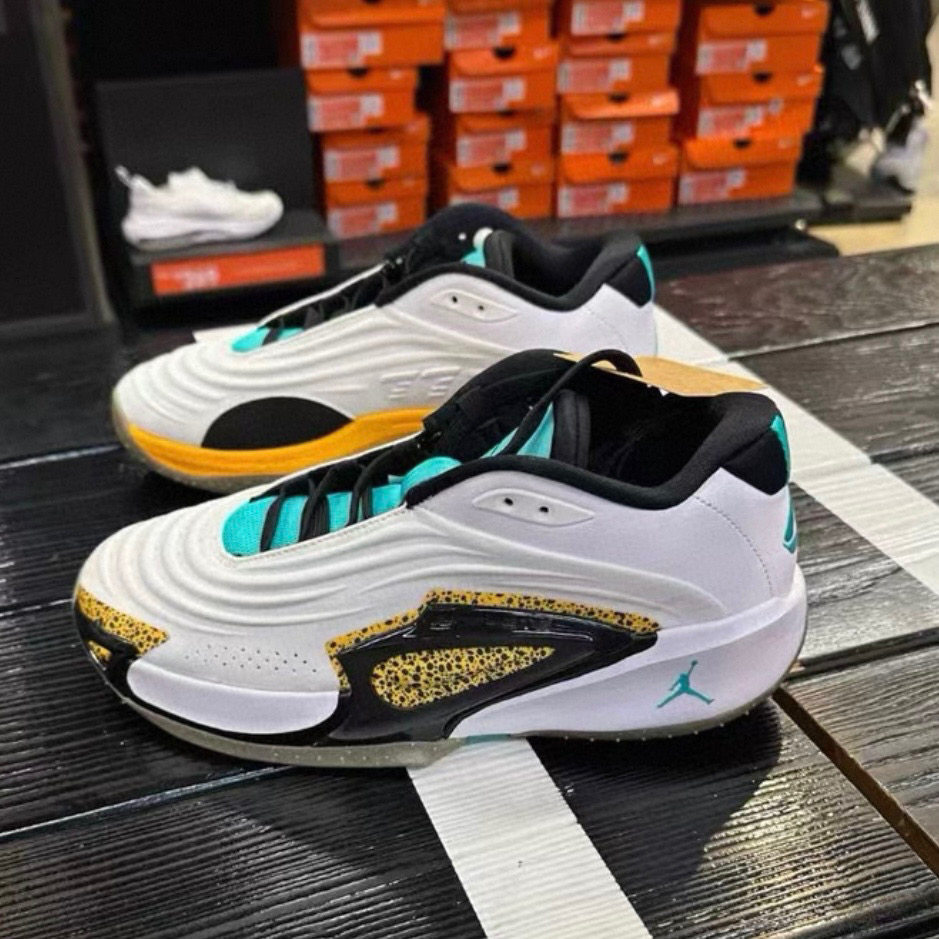 Nike Jordan Luka 3 PF男子舒适缓震透气训练篮球鞋FQ1285-100