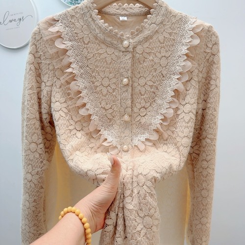 加绒加厚圆领蕾丝打底衫女秋冬