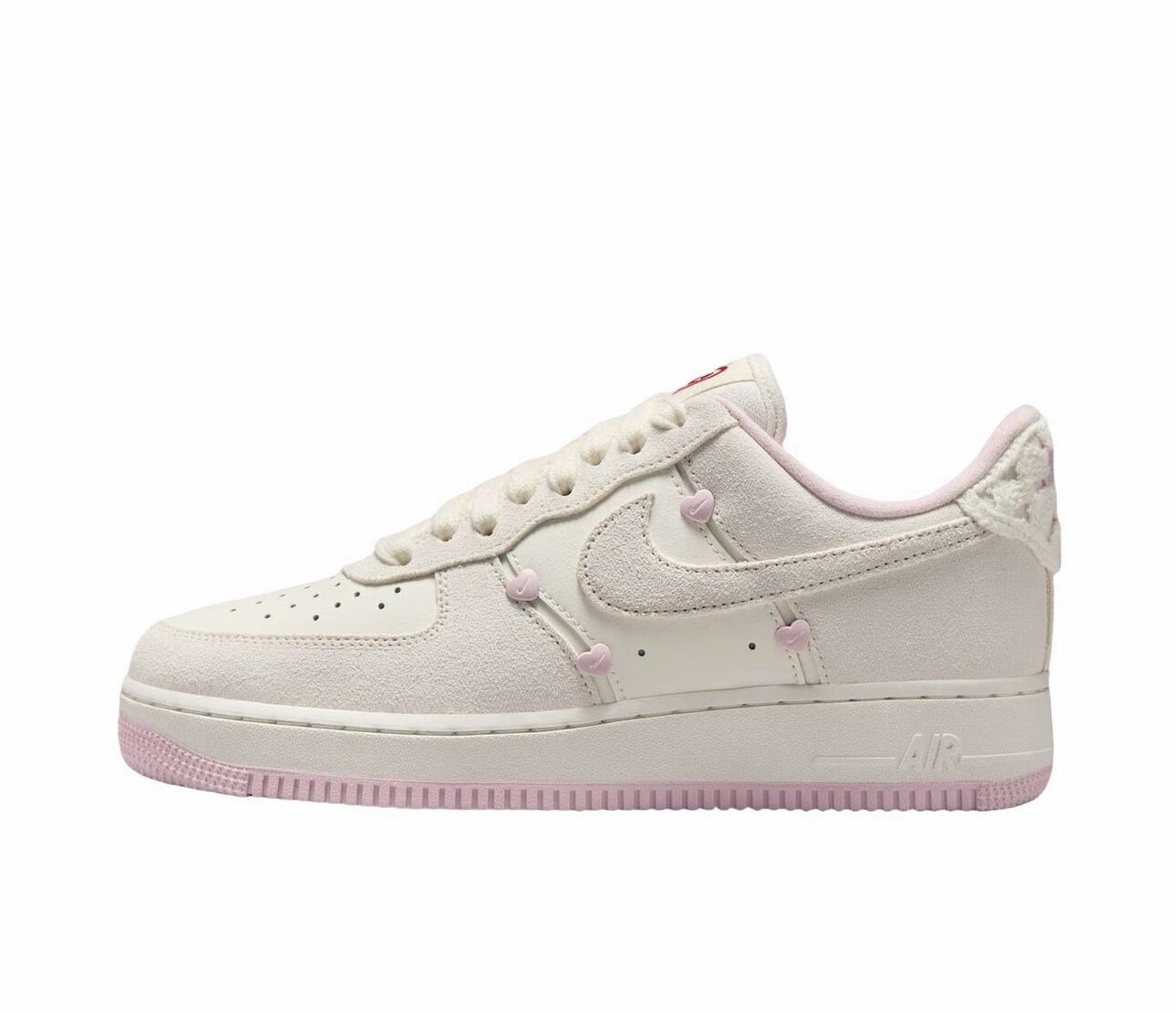 Nike Air Force 1 麂皮 情人节限定 女款 HV5992-111 重庆Tr仓