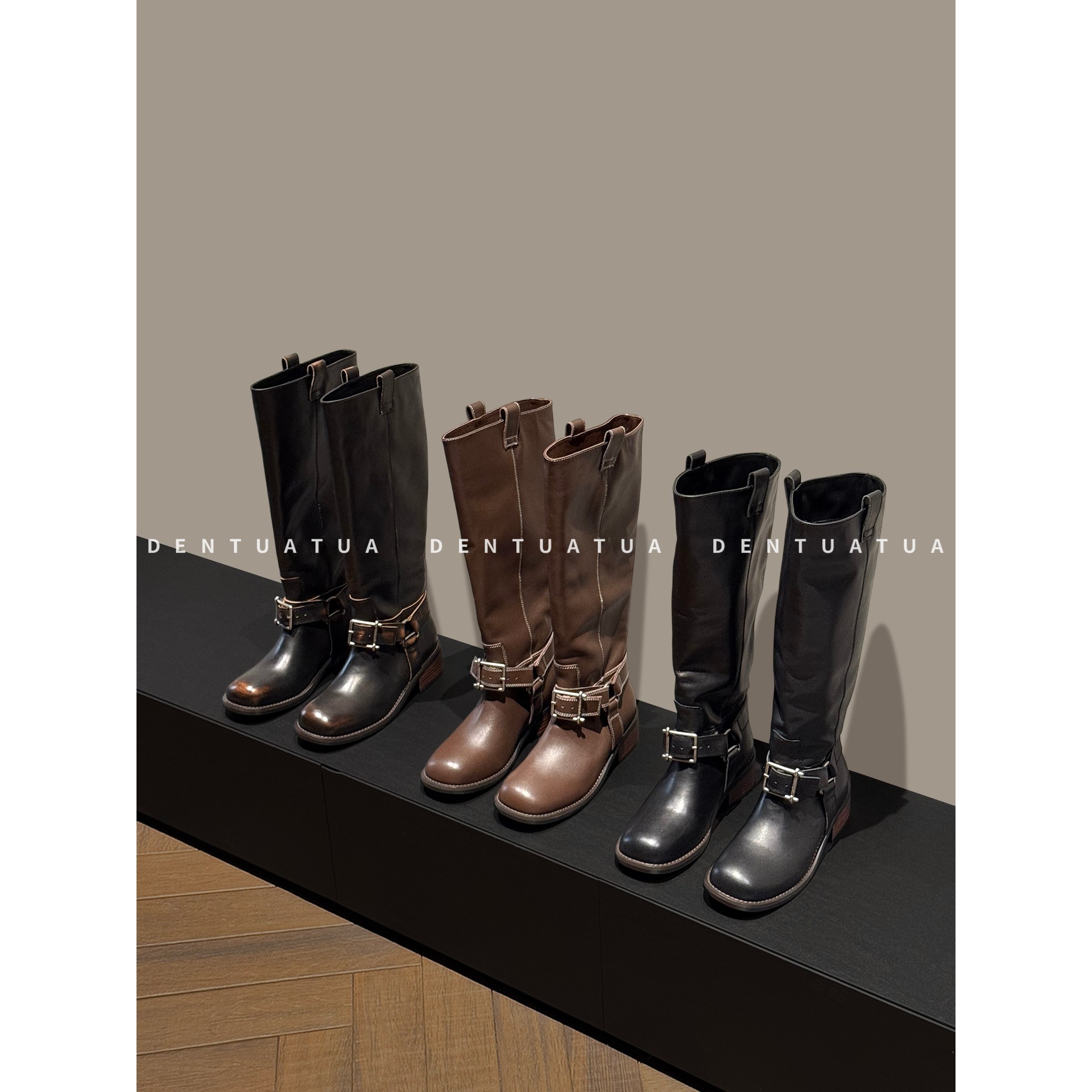 DENTUATUA 暗黑女主的终极武器！25FW做旧粗跟皮带扣高筒骑士靴女