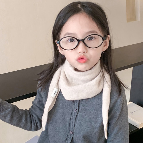 儿童羊毛围巾女2026新款秋冬季女孩宝羊绒三角小方巾冬天护颈围脖
