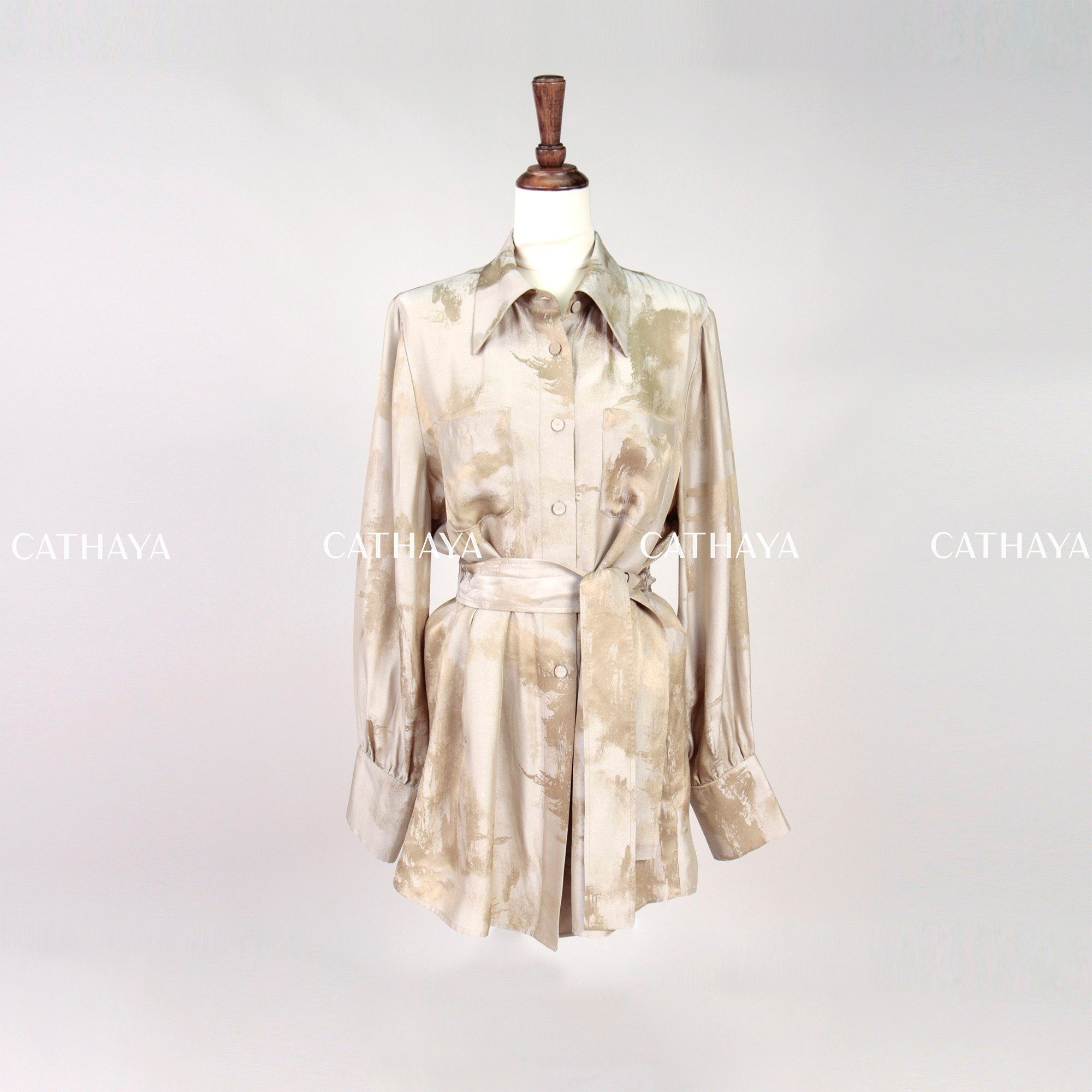 cathaya/凯喜雅墨山蝴蝶缎桑蚕丝系带上衣k1fcjj0047