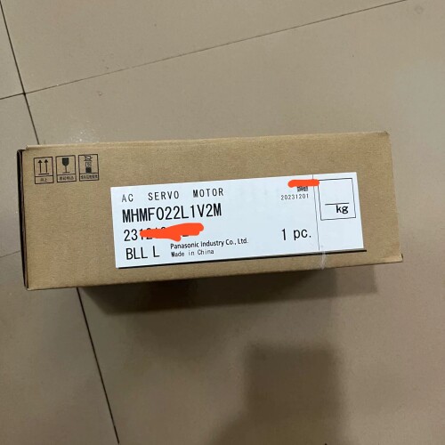 松下MHMF022L1V2M伺服电机，未开封，运费到付。 ~议价