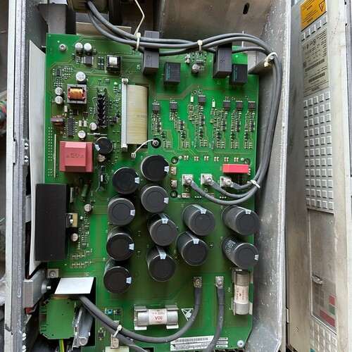 西门子70系列驱动板 6SE7023-4TC84-1HF3 ~议价