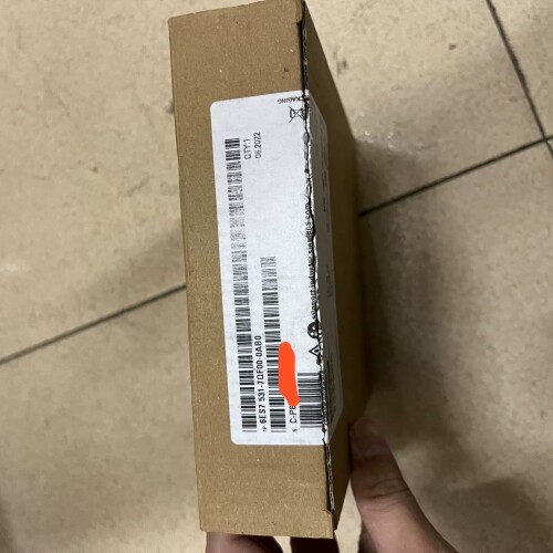 西门子531-7QF00的，包装盒搞错了，序列号对不上。 ~议价