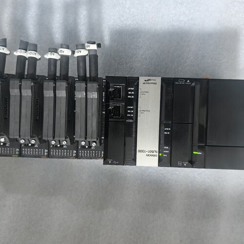 欧姆龙plc NJ501-1300 一套 PA3001 I ~议价