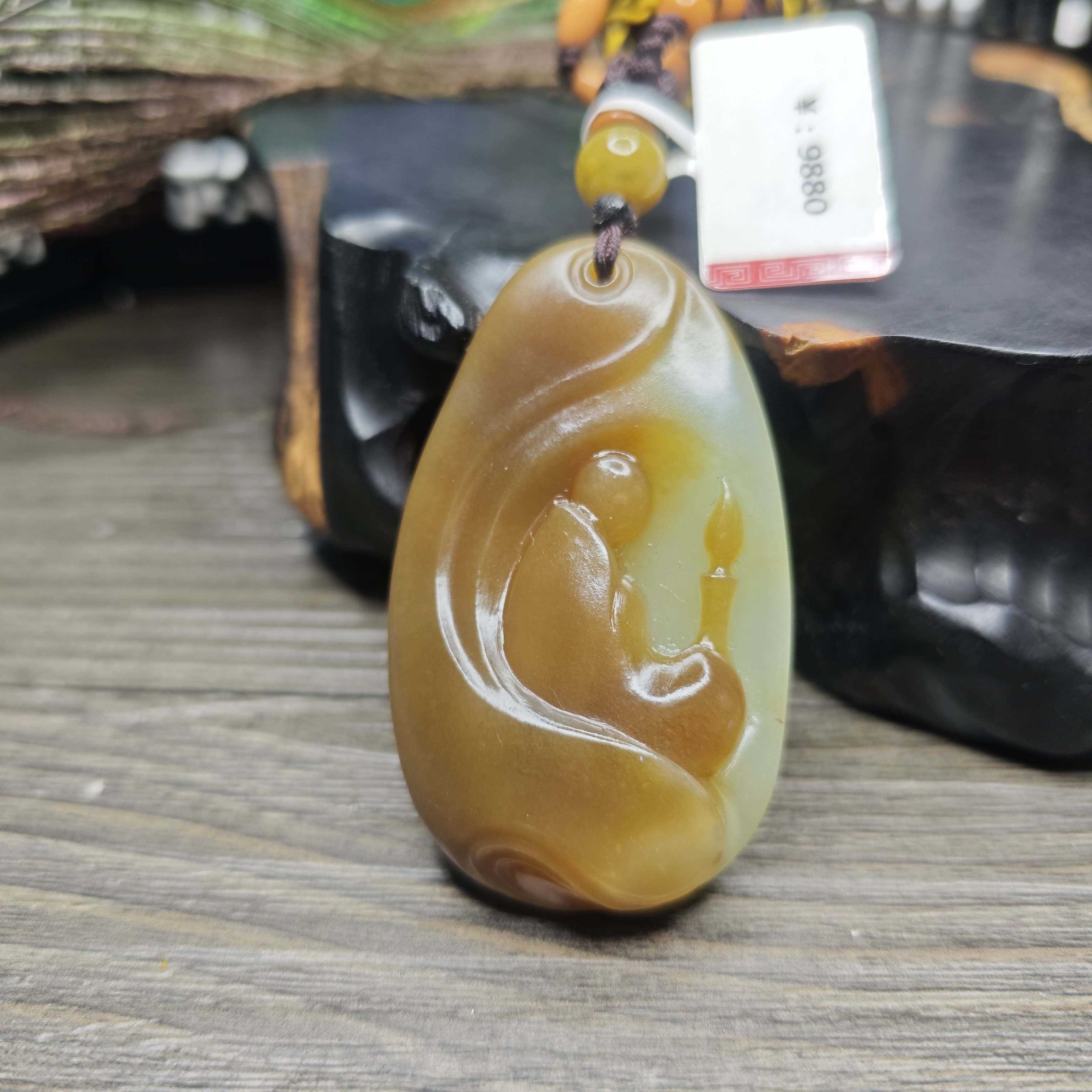 天然老坑新疆和田玉且末料蜜糖白肉禅修悟道吊坠挂件男女款礼物