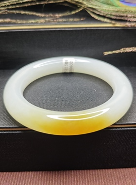 收藏级天然新疆羊脂白玉玉石手镯女款一口糖泥鳅背糖高端美人玉石