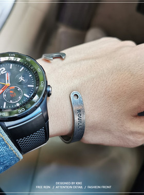 暗黑系工业风饰品开口手链