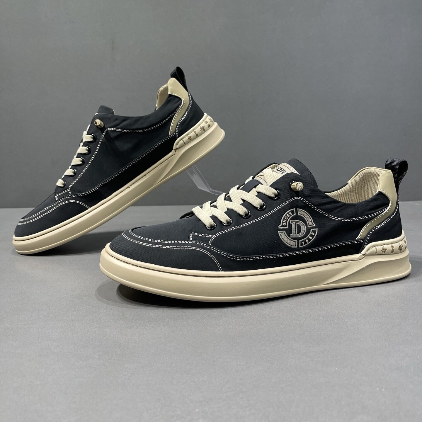 2026春款潮流百搭男士板鞋子潮男生针织布鞋低帮韩版运动休闲男鞋