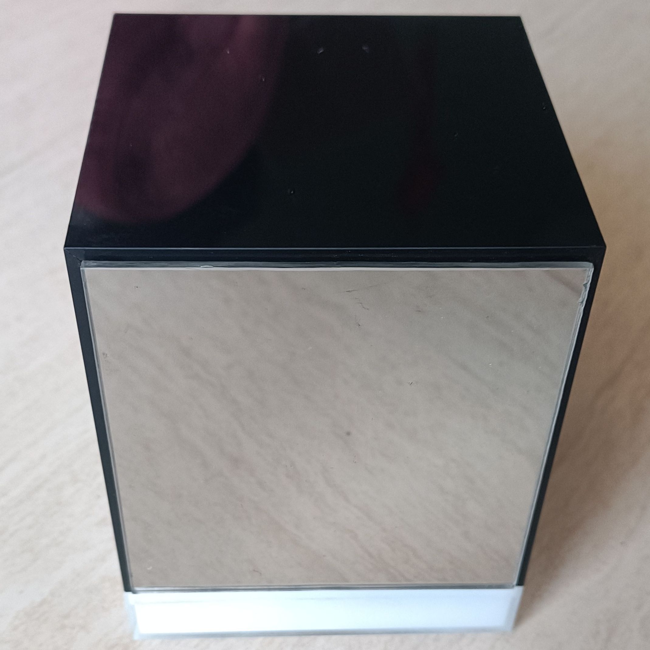 高端定制亚克力收纳室内防偷夜灯