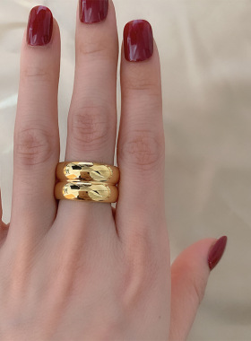 欧美金属风ins夸张个性宽版镀18K金钛钢戒指指环食指中指女大气