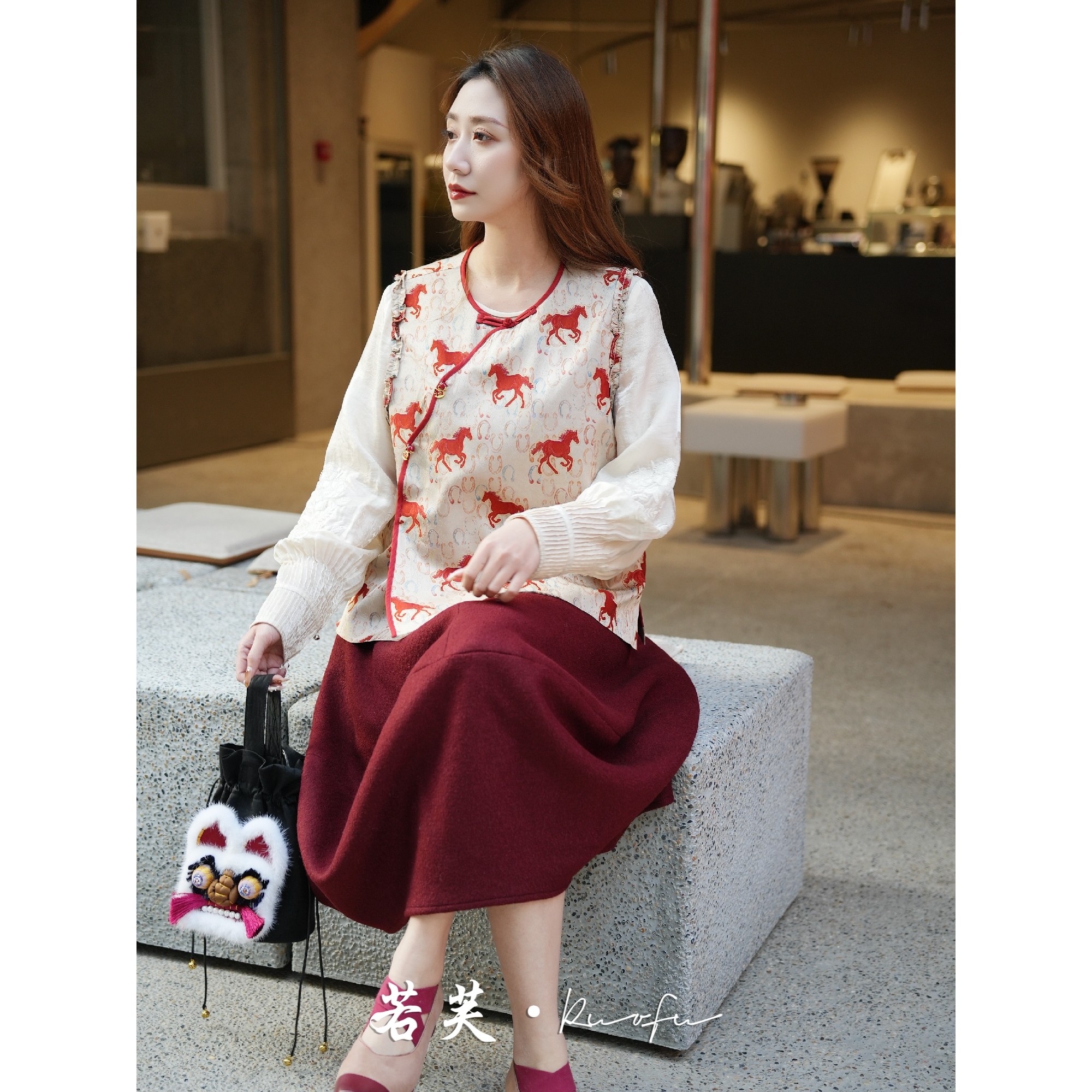 若芙｜【小福马】冬季新款新年新中式国风马年斜襟复古马甲坎肩,女装/女士精品,上衣,淘宝优惠券,粉丝福利购,淘宝优惠卷